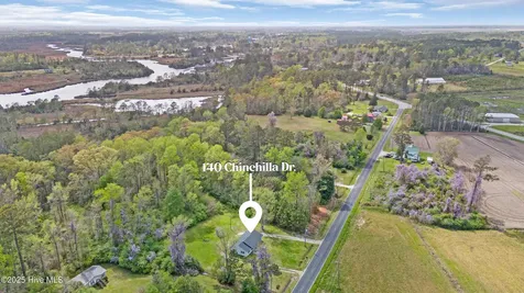 140 Chinchilla Drive Bayboro NC 28515