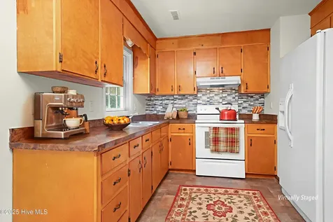 140 Chinchilla Drive Bayboro NC 28515