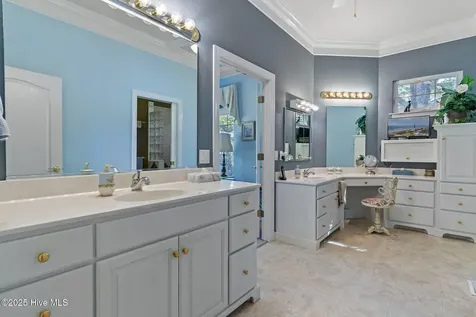 2760 Marsh Point Lane SE Southport NC 28461