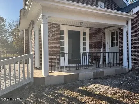 201 W Highland Avenue Kinston NC 28501