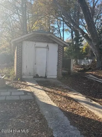 201 W Highland Avenue Kinston NC 28501