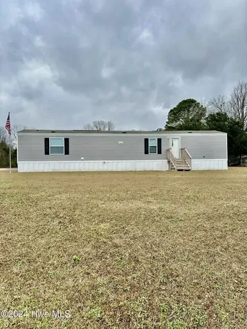 1442 Harrelsonville Road Whiteville NC 28472