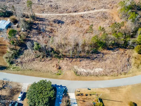 Sr 1550 Jumpin Run Road Hubert NC 28539