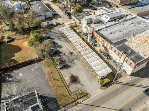 211 N Market Street Washington NC 27889