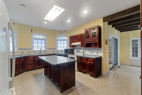 204 Blair Court Edenton NC 27932