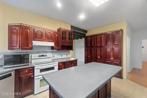 204 Blair Court Edenton NC 27932