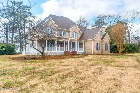 204 Blair Court Edenton NC 27932