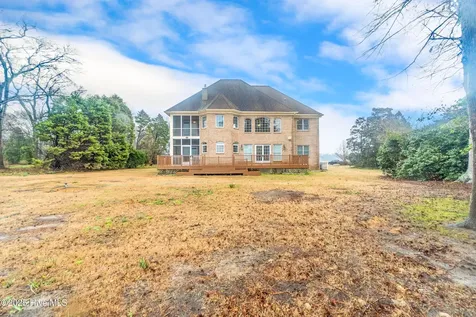 204 Blair Court Edenton NC 27932