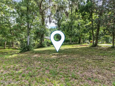 9088 Forest Drive SW Sunset Beach NC 28468
