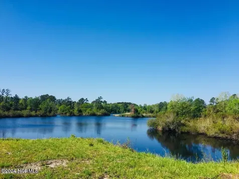 101 Shoreview Drive New Bern NC 28562