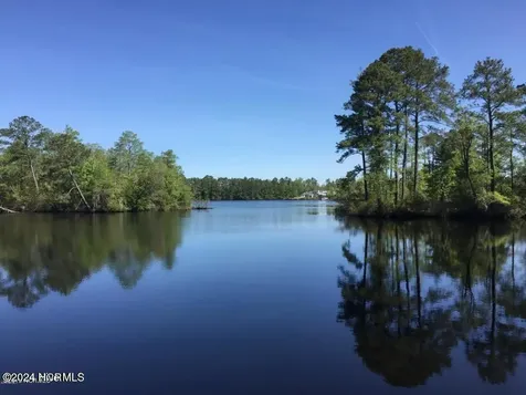 101 Shoreview Drive New Bern NC 28562