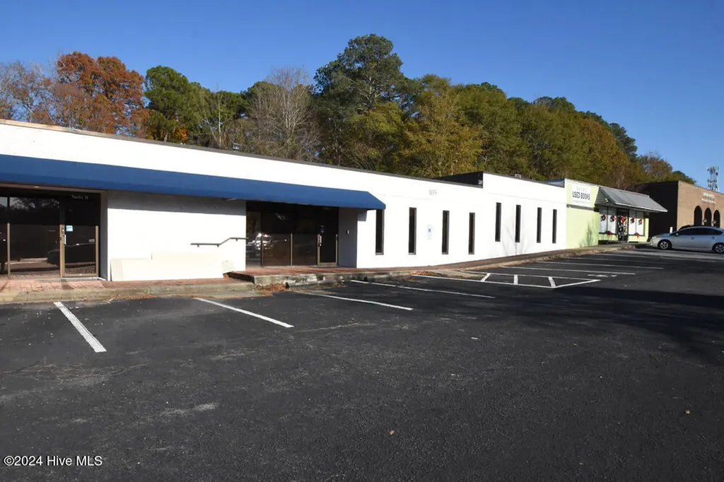 105 E Arlington Boulevard Greenville NC 27858