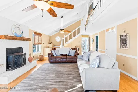 27 Newport Street Ocean Isle Beach NC 28469