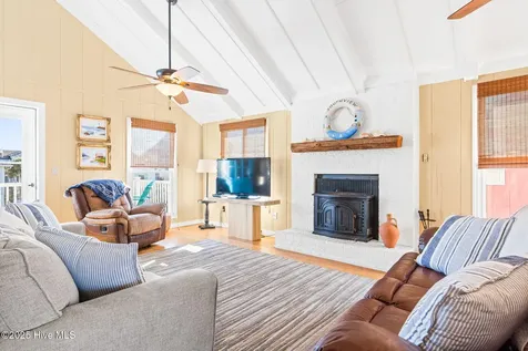 27 Newport Street Ocean Isle Beach NC 28469