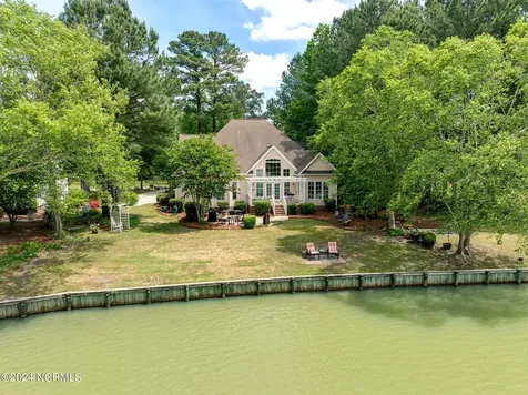 210 Cellars Way Wallace NC 28466