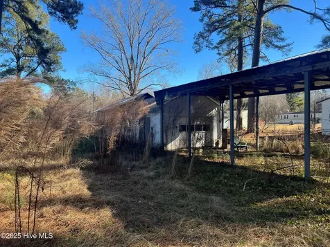108 Peachtree Street Woodland NC 27897