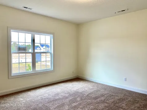 1870 Olde Towne Pointe Boulevard Jacksonville NC 28546