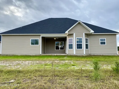 1870 Olde Towne Pointe Boulevard Jacksonville NC 28546