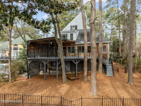 350 Pine Vista Drive Pinehurst NC 28374