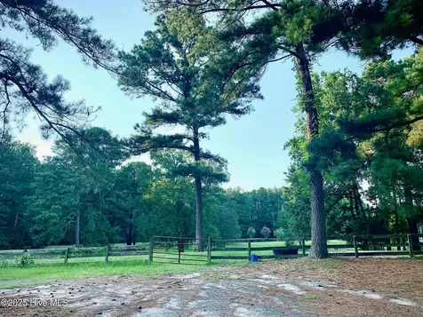 54 Palomino Road Carthage NC 28327