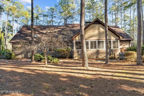 7 Brinyan Court Pinehurst NC 28374