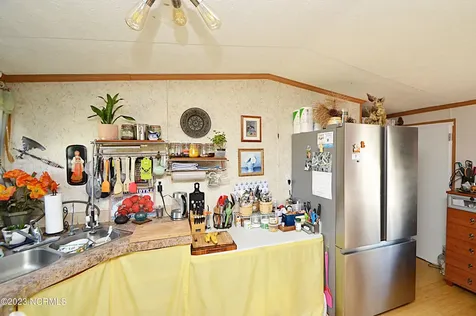 228 Hopkins Seafood Road Belhaven NC 27810