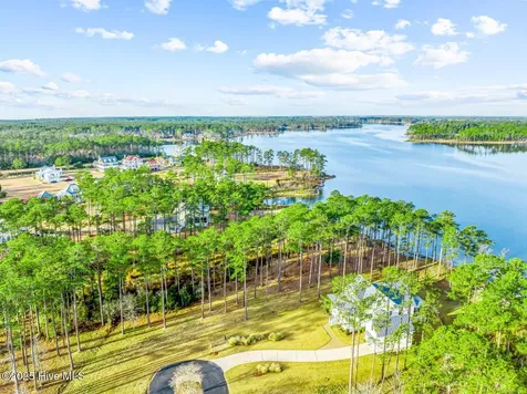 241 Oyster Point Road Oriental NC 28571