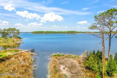 241 Oyster Point Road Oriental NC 28571