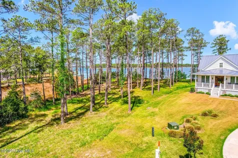 241 Oyster Point Road Oriental NC 28571