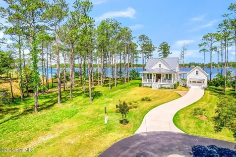 241 Oyster Point Road Oriental NC 28571