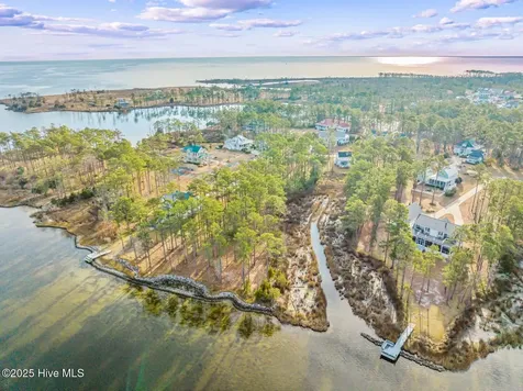 241 Oyster Point Road Oriental NC 28571