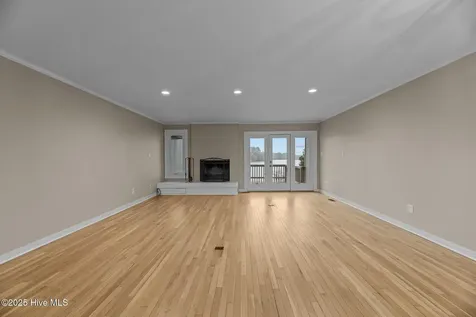 5 Batts Hill Road New Bern NC 28562