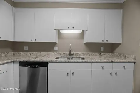 5 Batts Hill Road New Bern NC 28562
