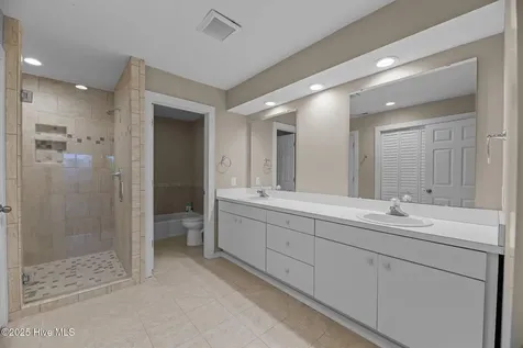 5 Batts Hill Road New Bern NC 28562