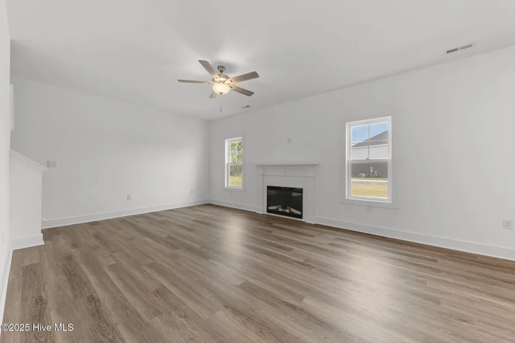 128 Peeler Circle Raeford NC 28376