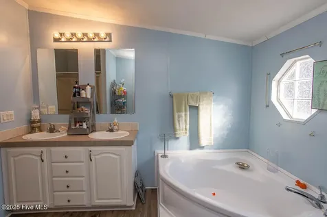 1514 Erin Place SW Ocean Isle Beach NC 28469