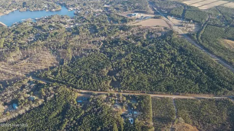 3319 Nc-211 West End NC 27376