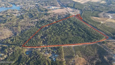 3319 Nc-211 West End NC 27376