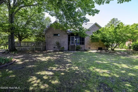 808 Llewellyn Drive Trent Woods NC 28562