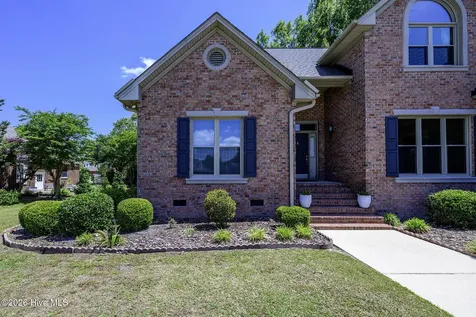 808 Llewellyn Drive Trent Woods NC 28562