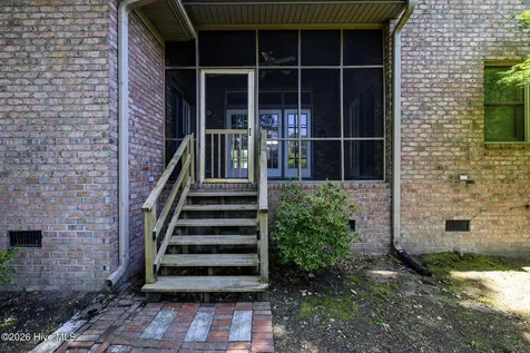 808 Llewellyn Drive Trent Woods NC 28562