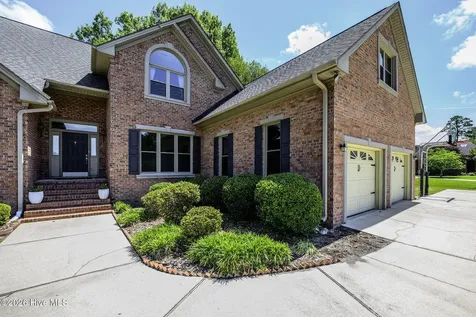 808 Llewellyn Drive Trent Woods NC 28562