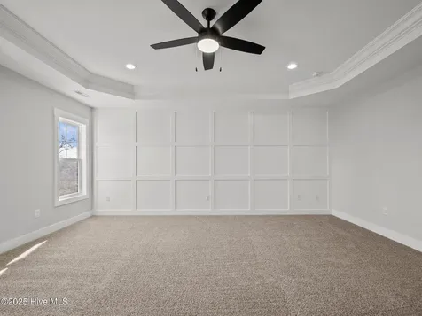 301 E Ivybridge Drive Hubert NC 28539