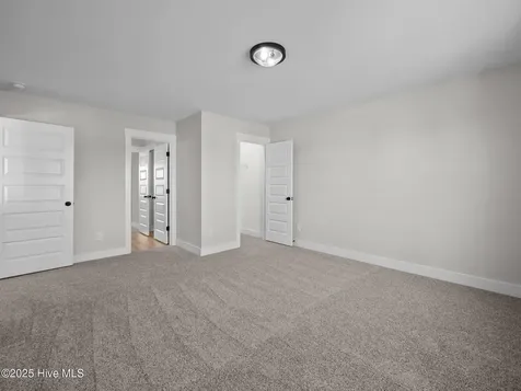 301 E Ivybridge Drive Hubert NC 28539