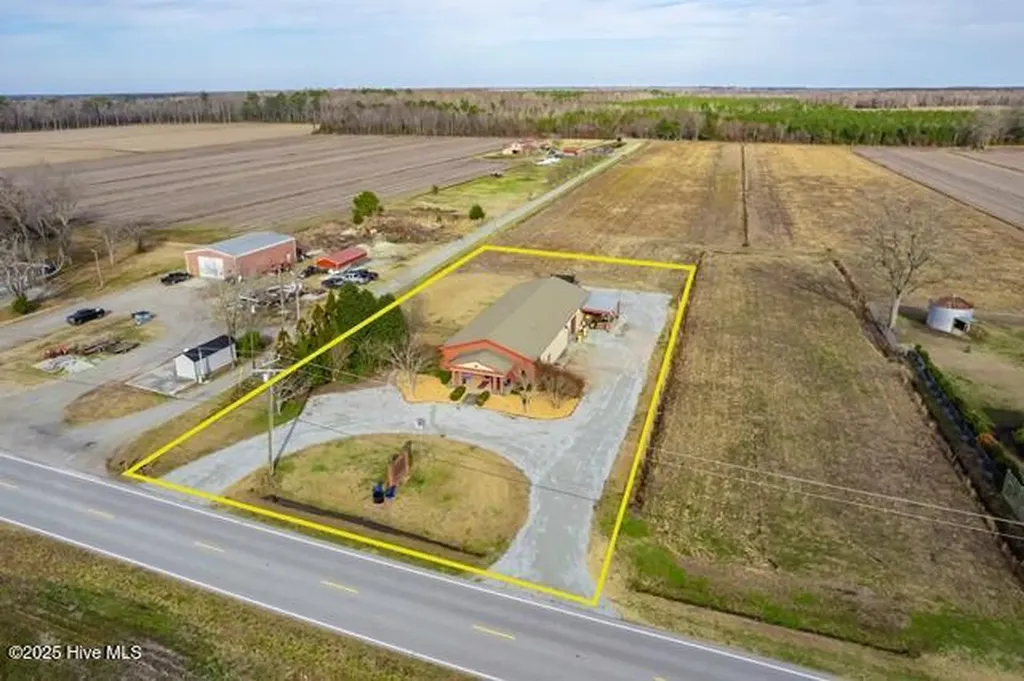 22327 Nc Highway 55 Oriental NC 28571