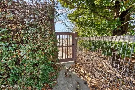 22327 Nc Highway 55 Oriental NC 28571