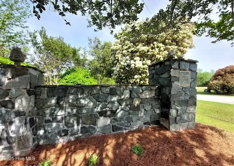 454 Baird Point Road Grantsboro NC 28529