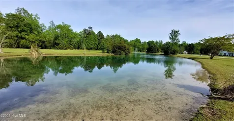 454 Baird Point Road Grantsboro NC 28529