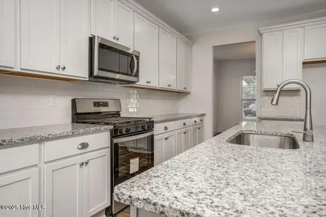 112 Eltham Rocky Mount NC 27804
