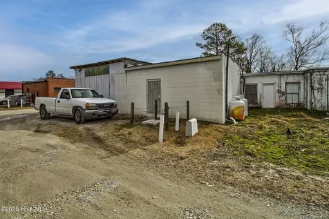 113 E Church Street Atkinson NC 28421